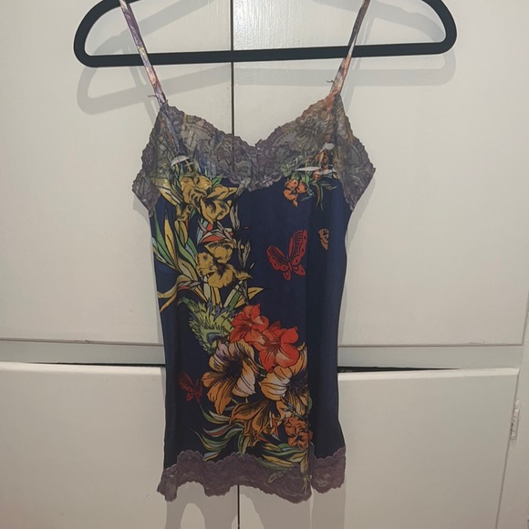 Forever 21 Tops - Floral Camisole